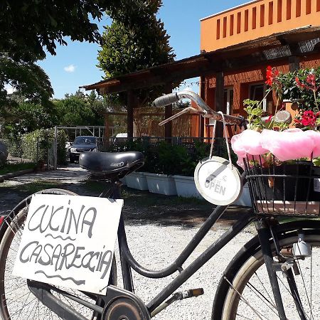 La Campagnola Trattoria Con Alloggio Misano Adriatico Bagian luar foto